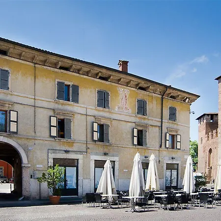 Residenza Giacomo Puccini Bed & Breakfast